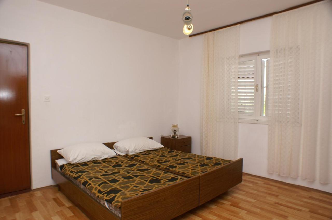 Apartments By The Sea Grebastica, Sibenik - 4207 Exterior photo